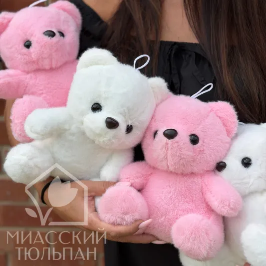 Мишки белые и розовые