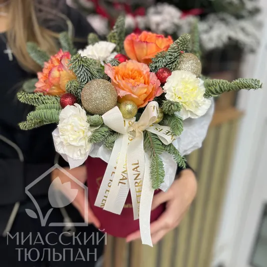 Зимняя композиция с розами