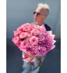 Букет микс хризантем и гипсофил