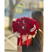 Коробочка алых роз