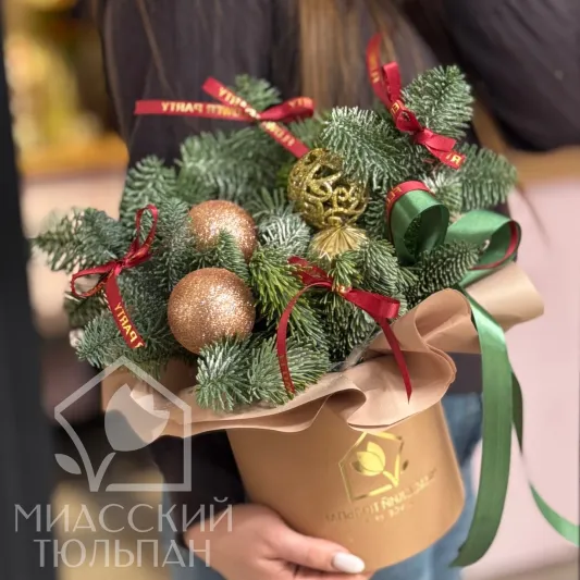 Праздничная коробочка с нобилисом