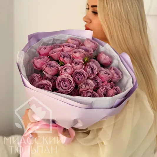 Букет пионовидных роз