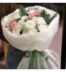Букет хризантем, диантусов и нобилиса 