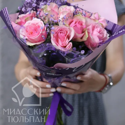 Букет нежных роз (9шт)