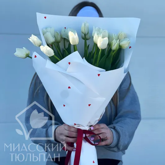 Букет из 25 тюльпанов